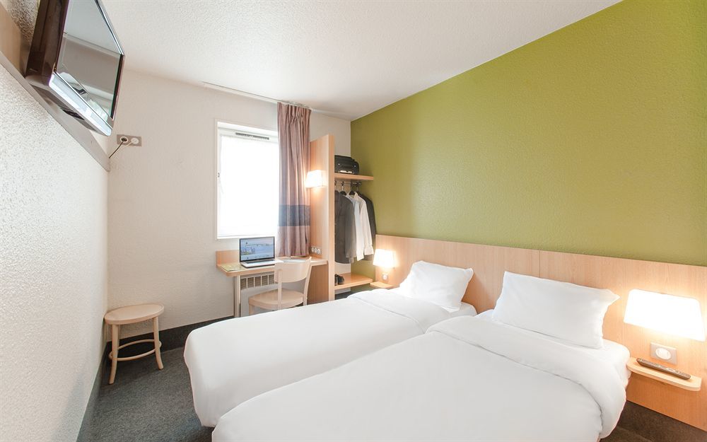 B&B Hotel Lille Lezennes Stade Pierre Mauroy Exterior foto